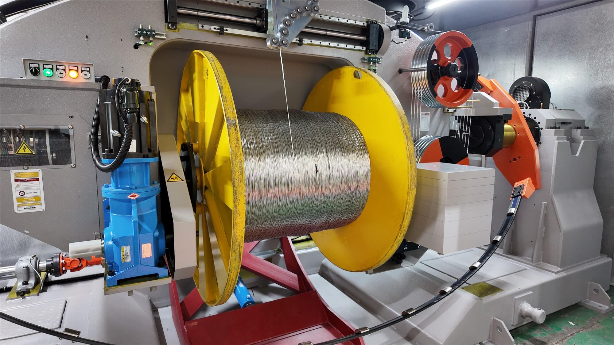 漢鼎DTE-1250D型束絞機(jī)主機(jī)實(shí)拍圖 漢鼎DTE-1250D型束絞機(jī)主機(jī)實(shí)拍圖