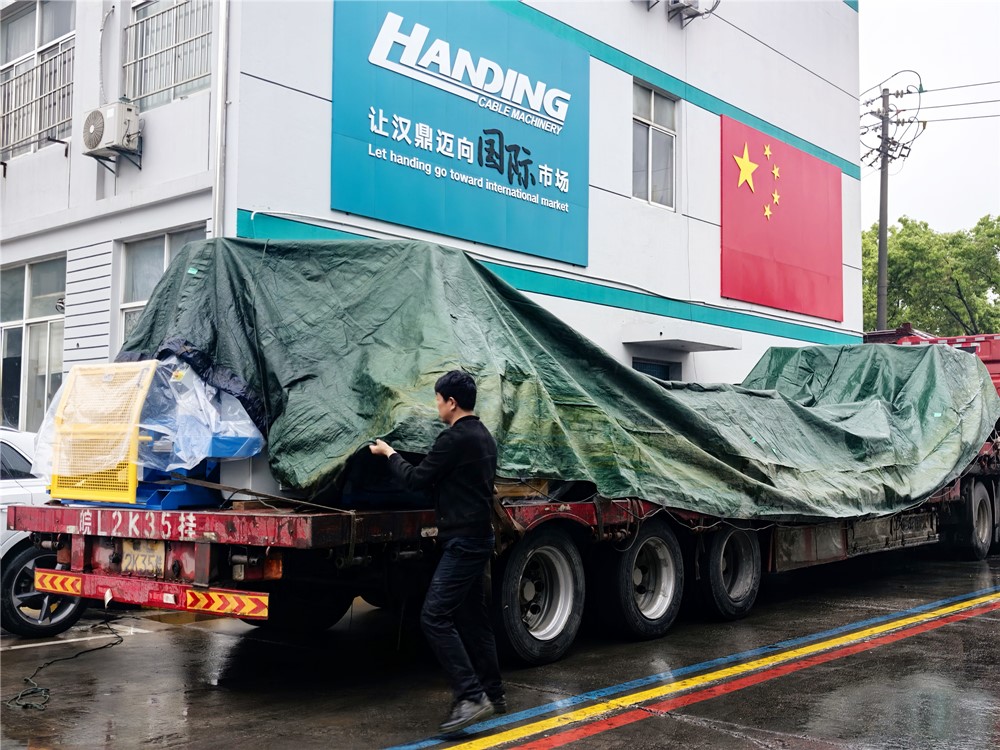 漢鼎BP-630箱式主動放線架發(fā)運海外 漢鼎BP-630箱式主動放線架發(fā)運海外